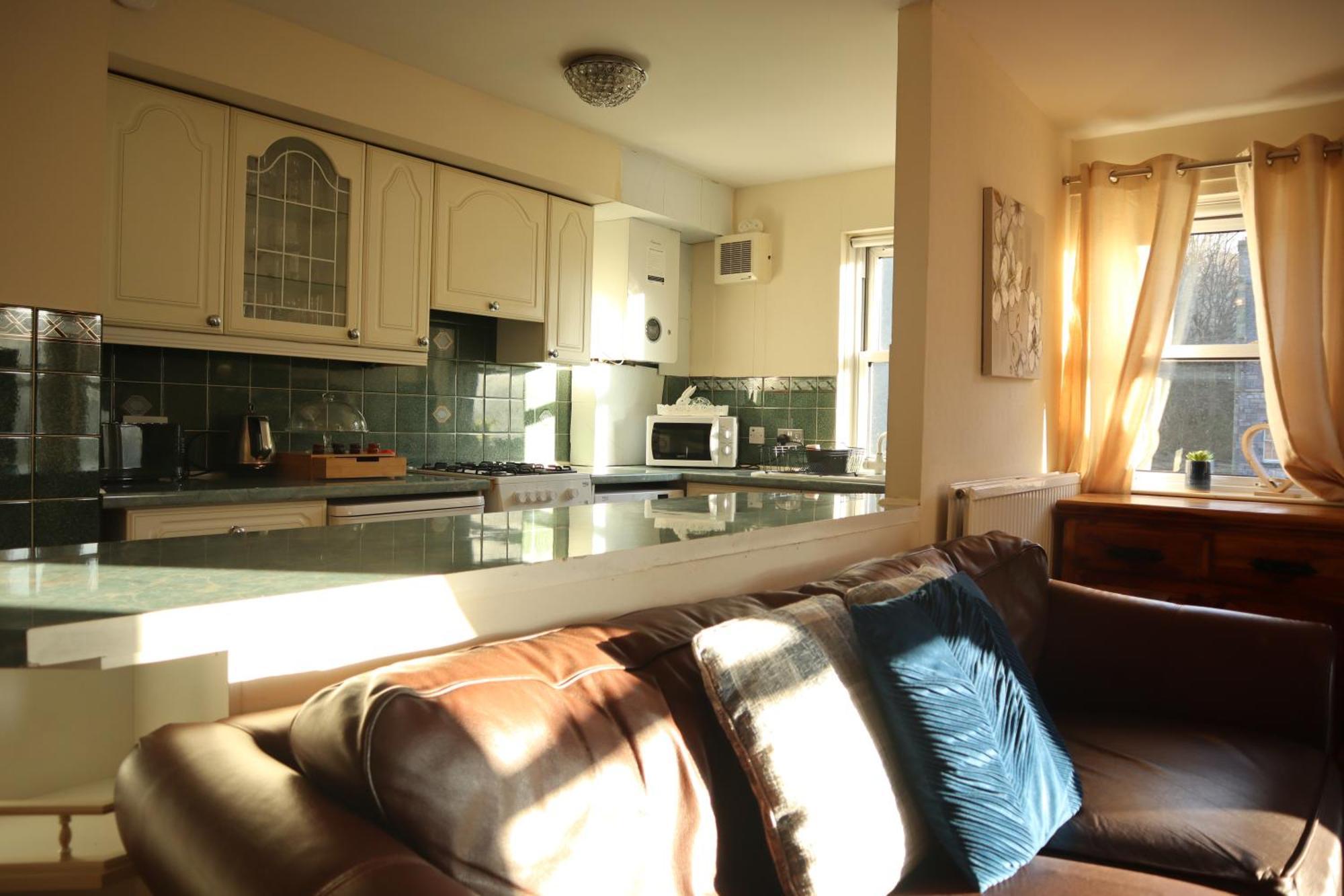 3 Bedrooms Flat In Central Edinburgh Old Town Sleeps 6 外观 照片